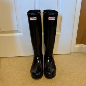 Shiny Hunter Boots